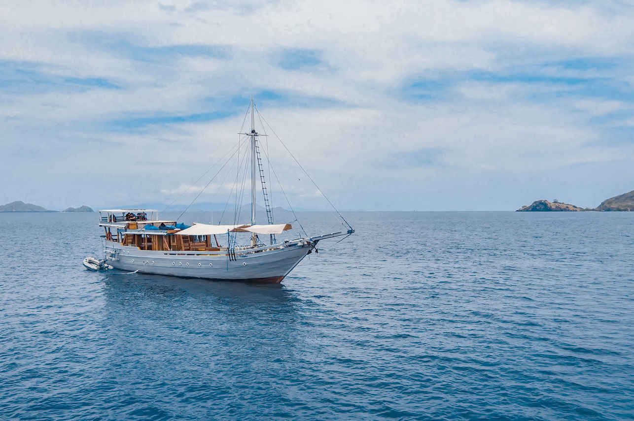 Bajak Liveaboard