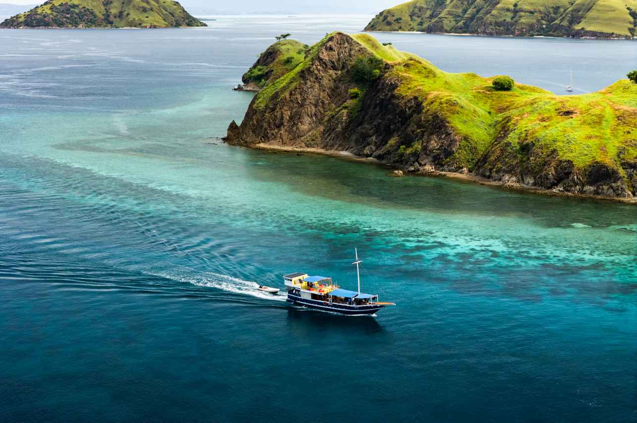 Bajak Liveaboard