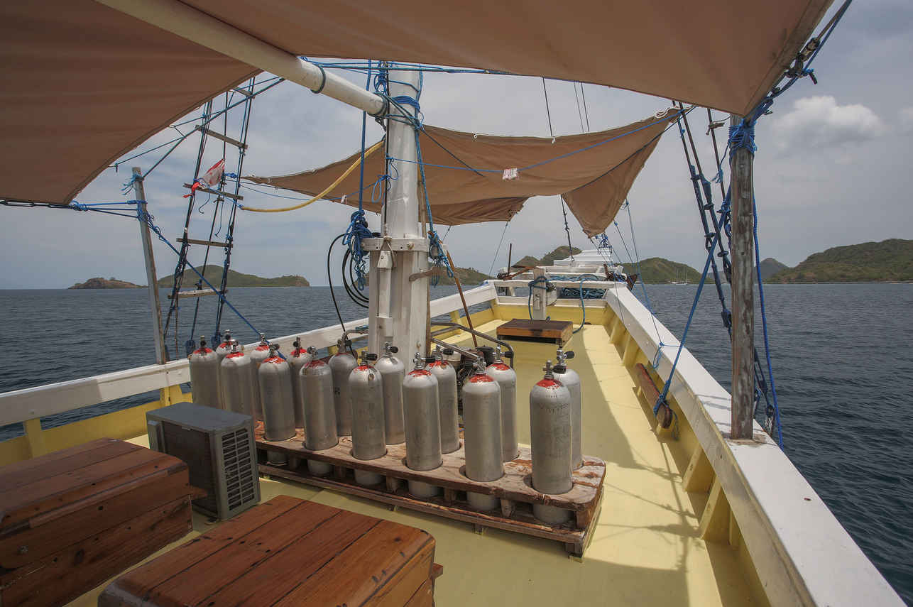Bajak Liveaboard