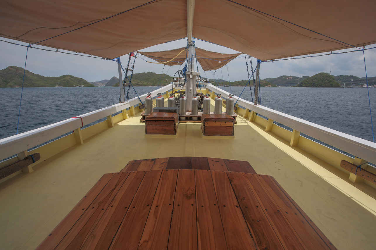 Bajak Liveaboard