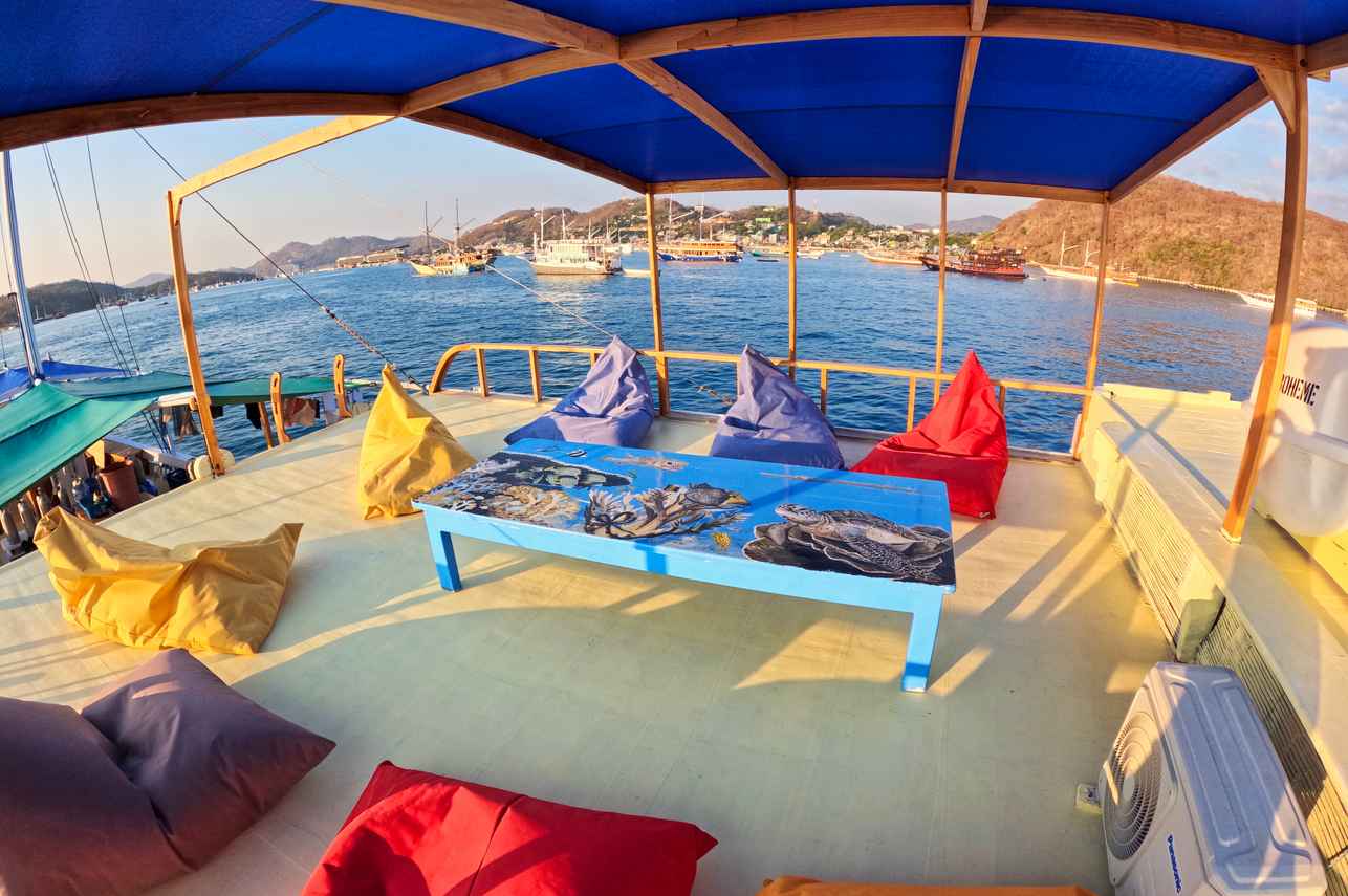 Bajak Liveaboard