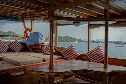 Bajak Liveaboard