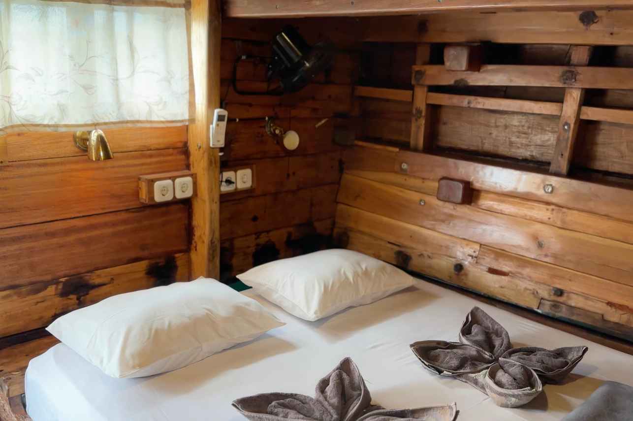 Bajak Liveaboard