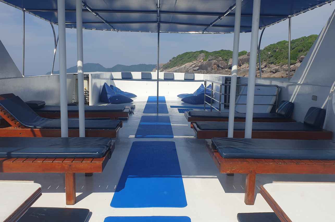 Bavaria Liveaboard