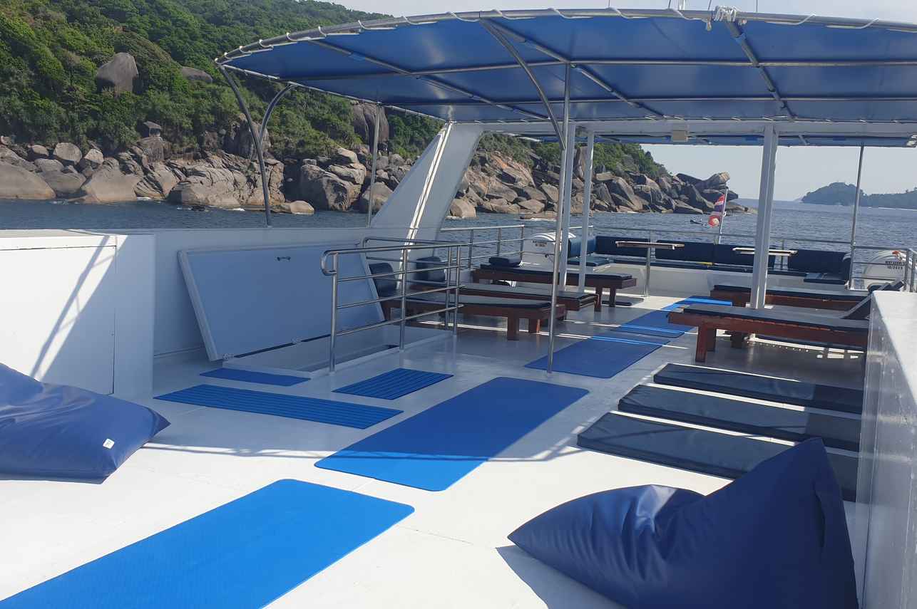 Bavaria Liveaboard