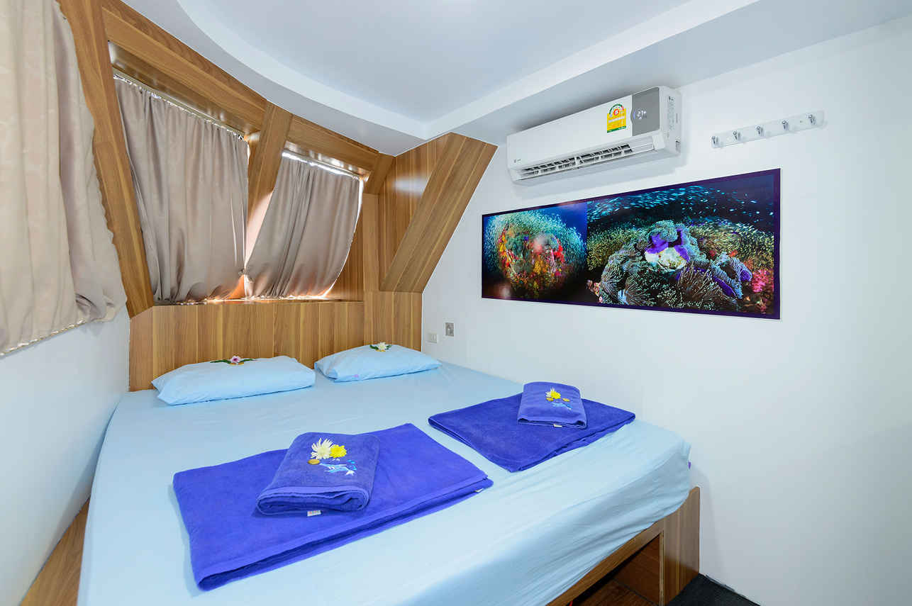Bavaria Liveaboard