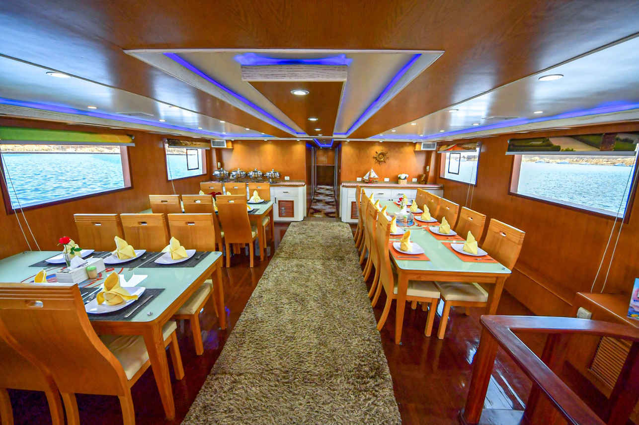 Bella 3 Liveaboard