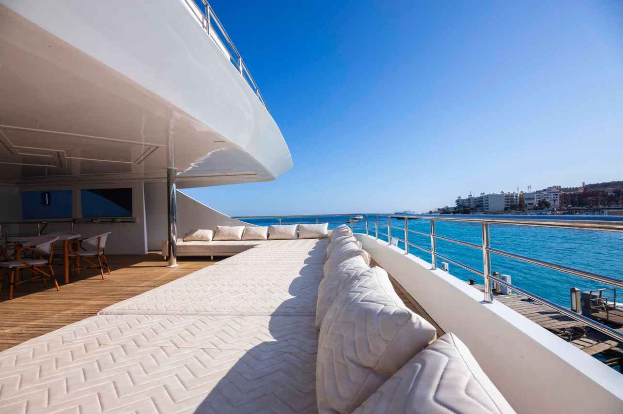 Bismarck Liveaboard