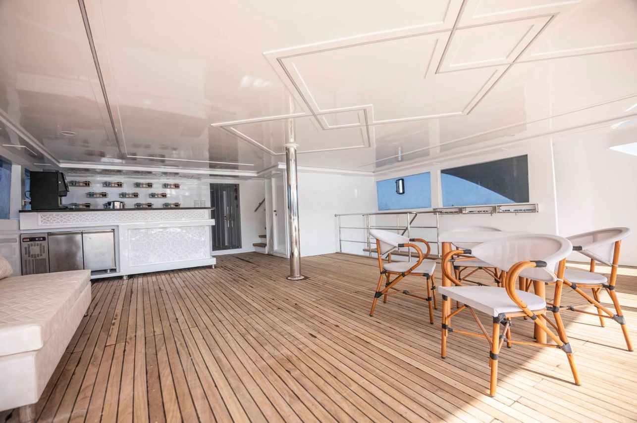 Bismarck Liveaboard