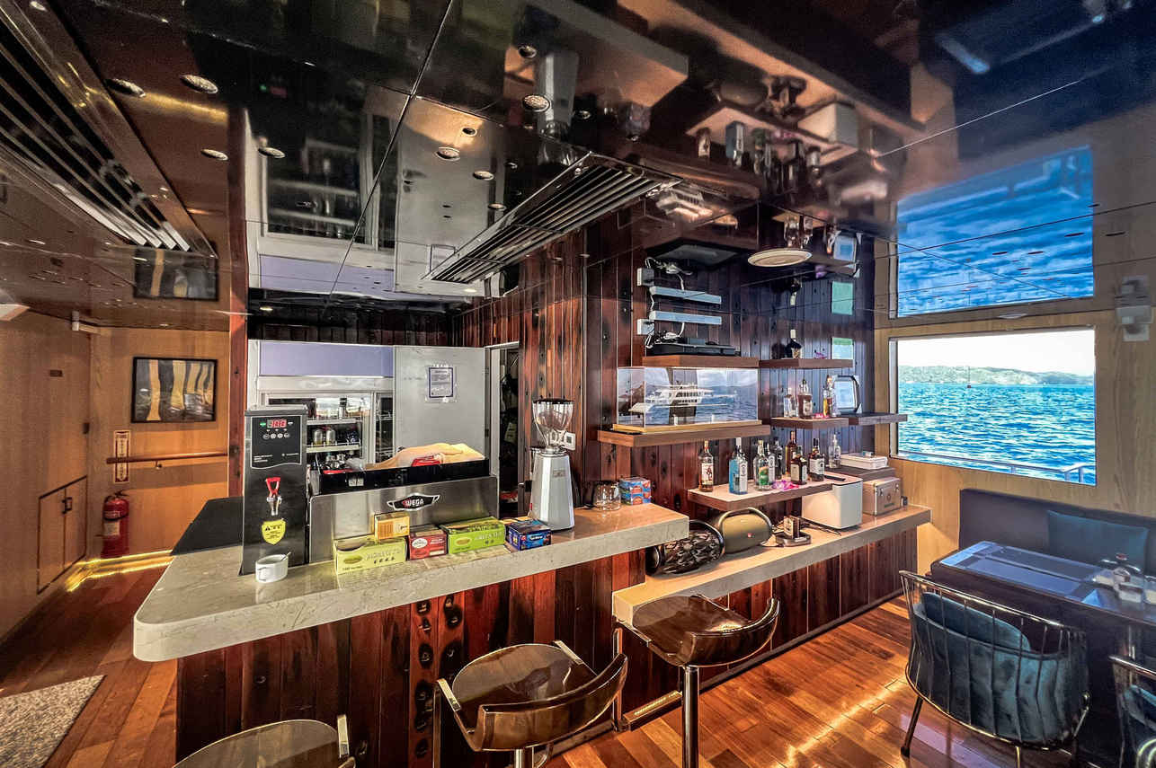 Black Pearl Liveaboard