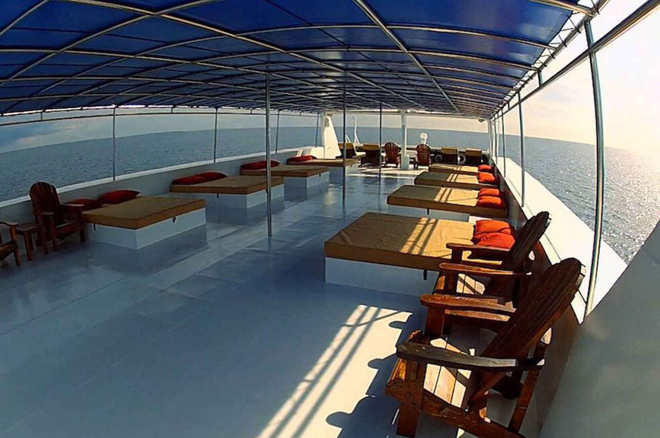 Blue Manta Liveaboard