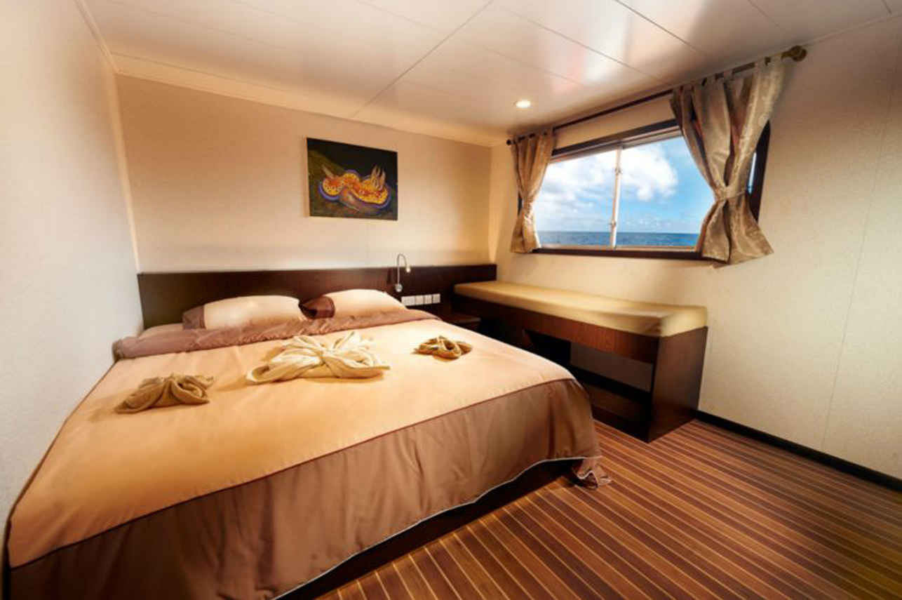 Blue Manta Liveaboard