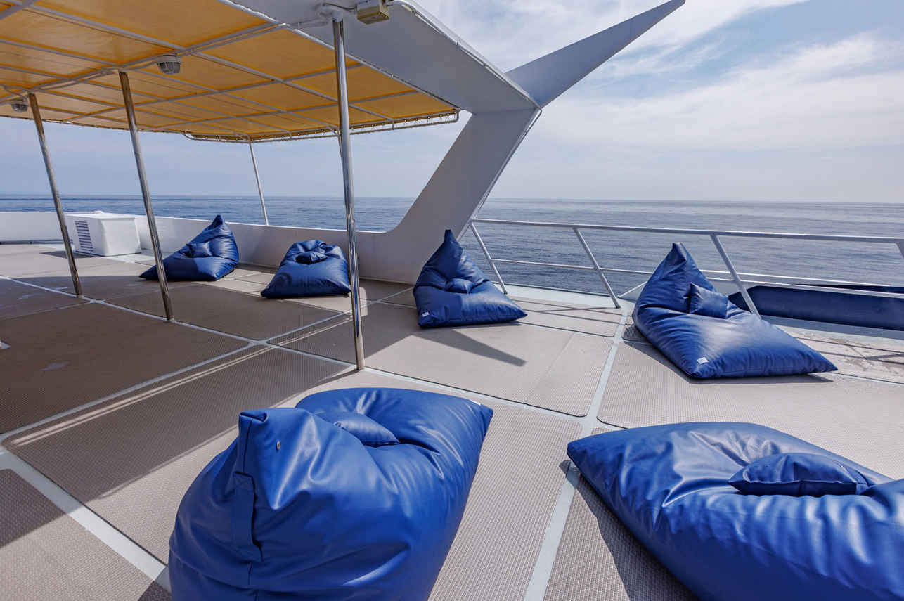Blue Dolphin Liveaboard