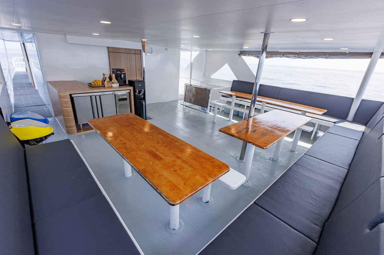 Blue Dolphin Liveaboard