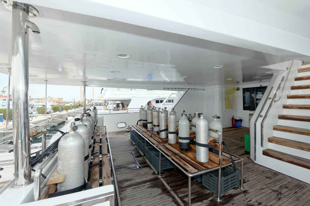 Blue Pearl Liveaboard