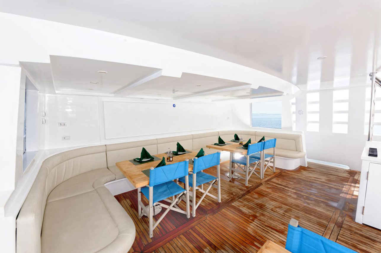 Blue Pearl Liveaboard