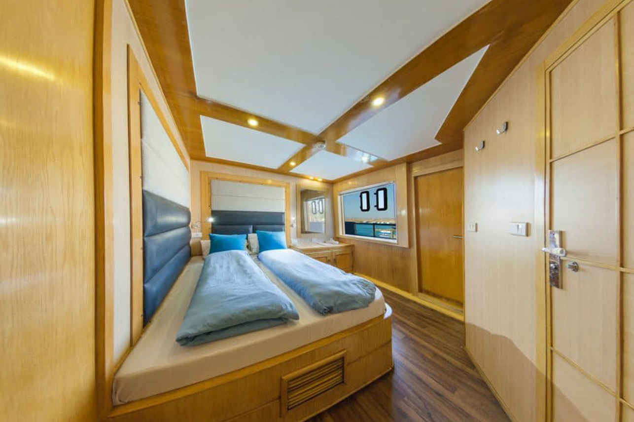 Blue Seas Liveaboard