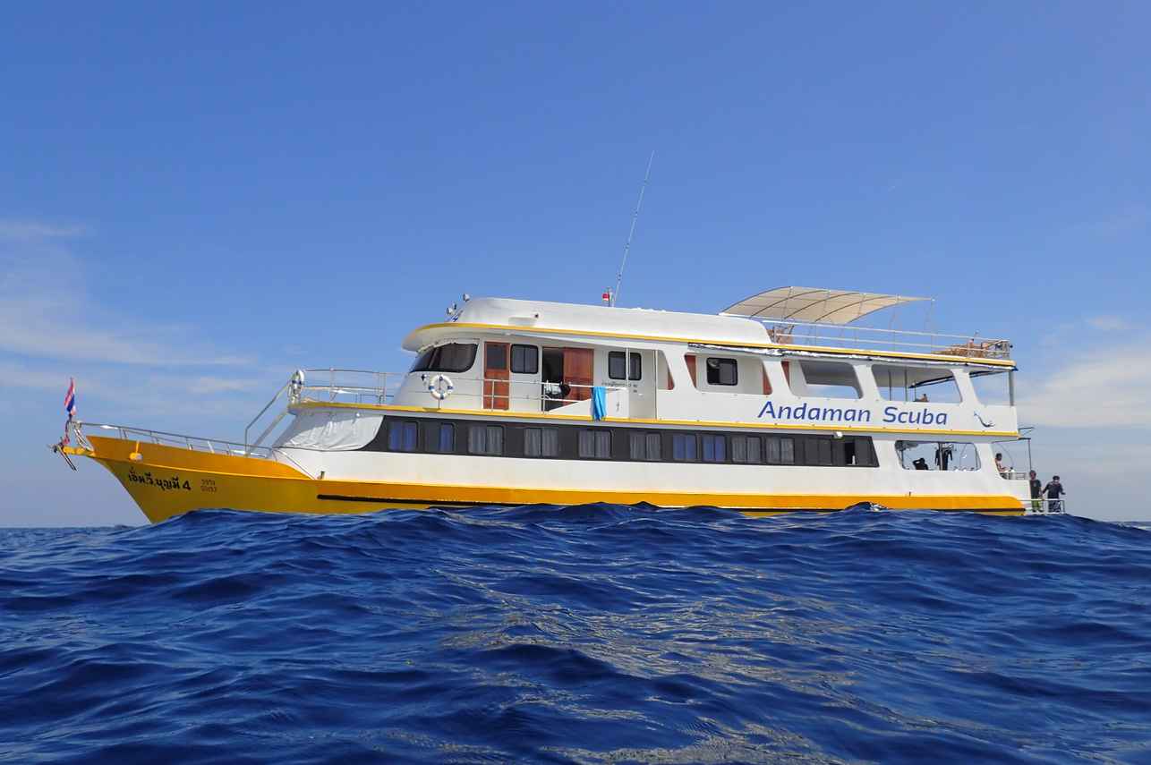 Bunmee 4 Liveaboard