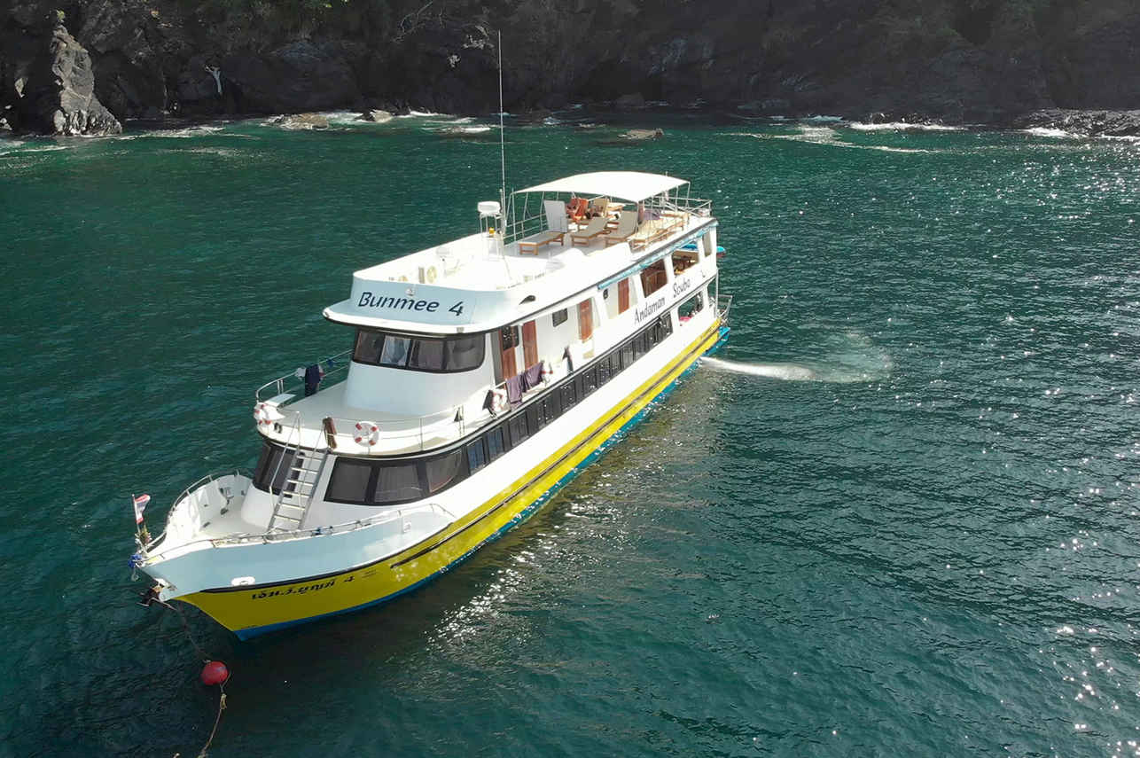 Bunmee 4 Liveaboard