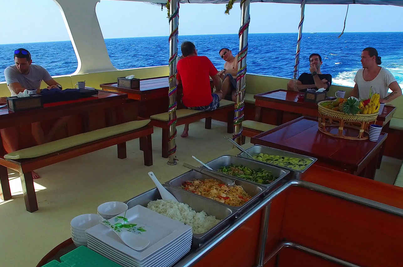 Bunmee 4 Liveaboard