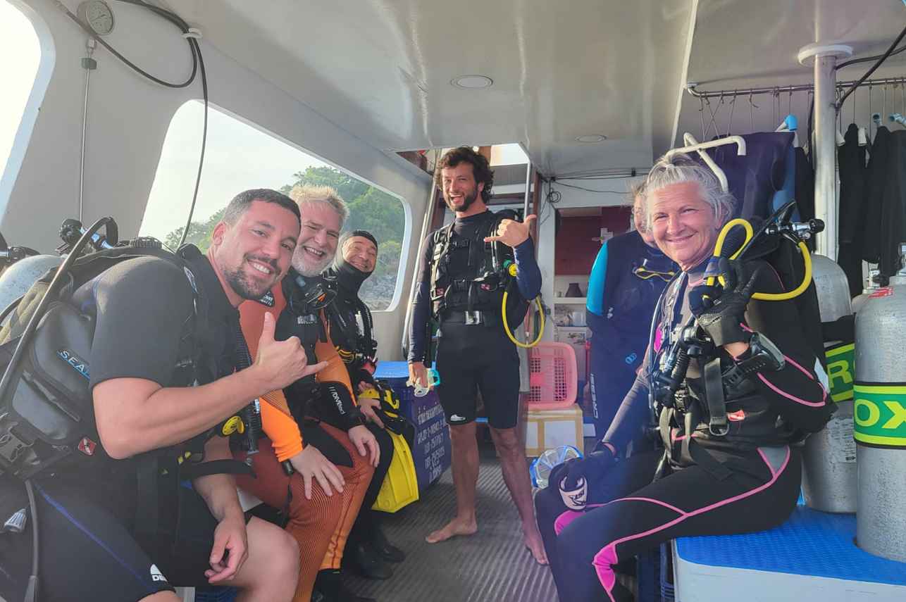 Bunmee 4 Liveaboard