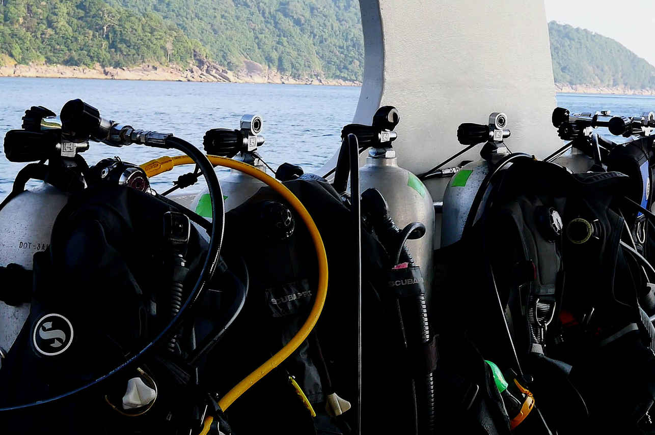 Bunmee 4 Liveaboard