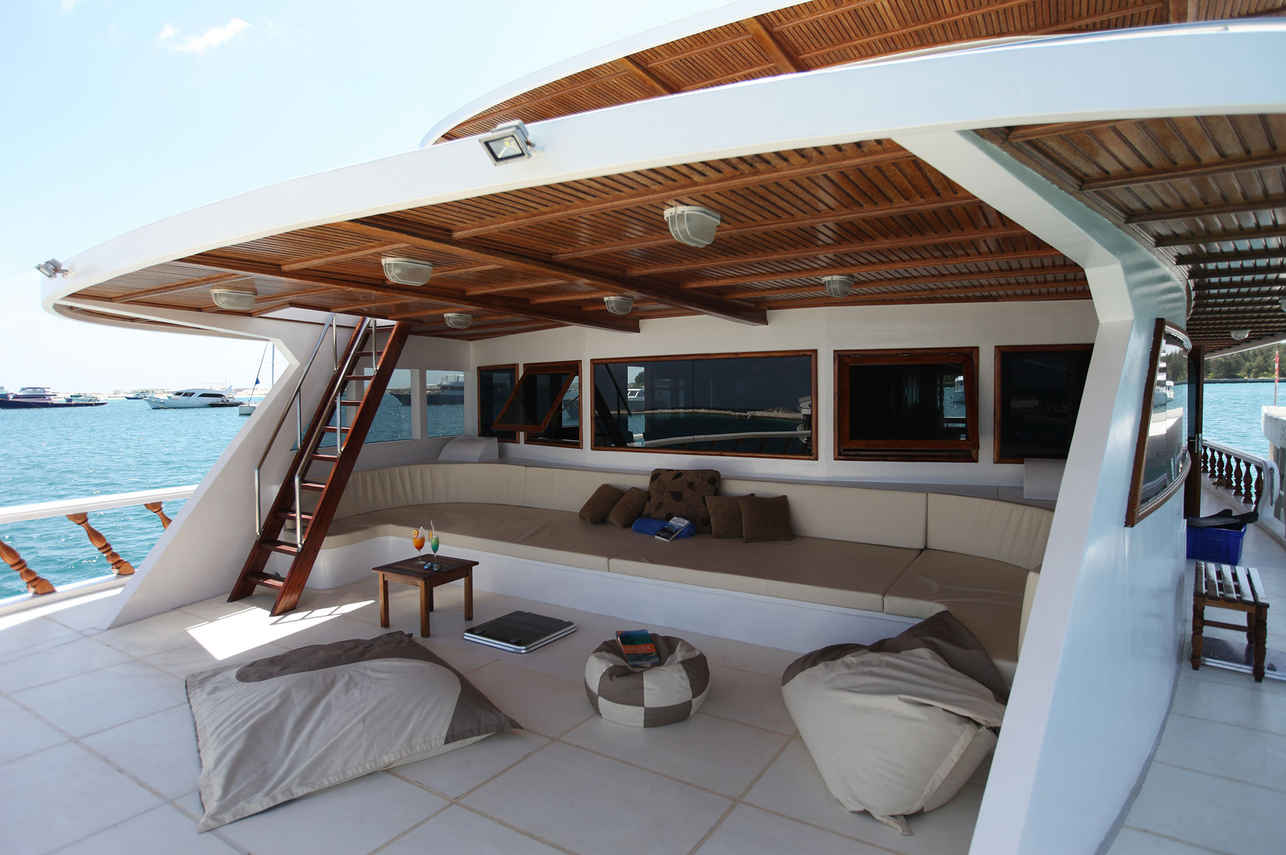 Conte Max Liveaboard