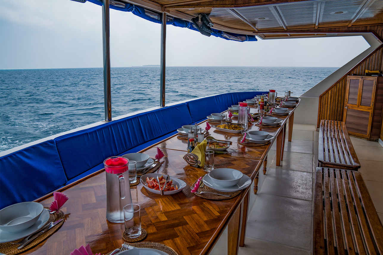 Conte Max Liveaboard