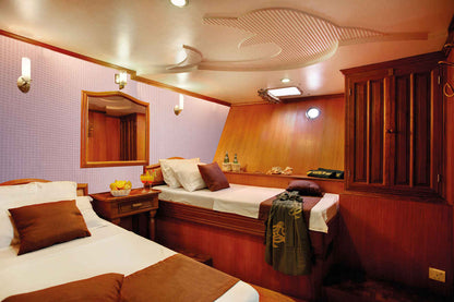 Conte Max Liveaboard