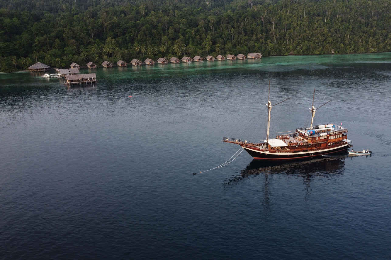 Coralia Liveaboard