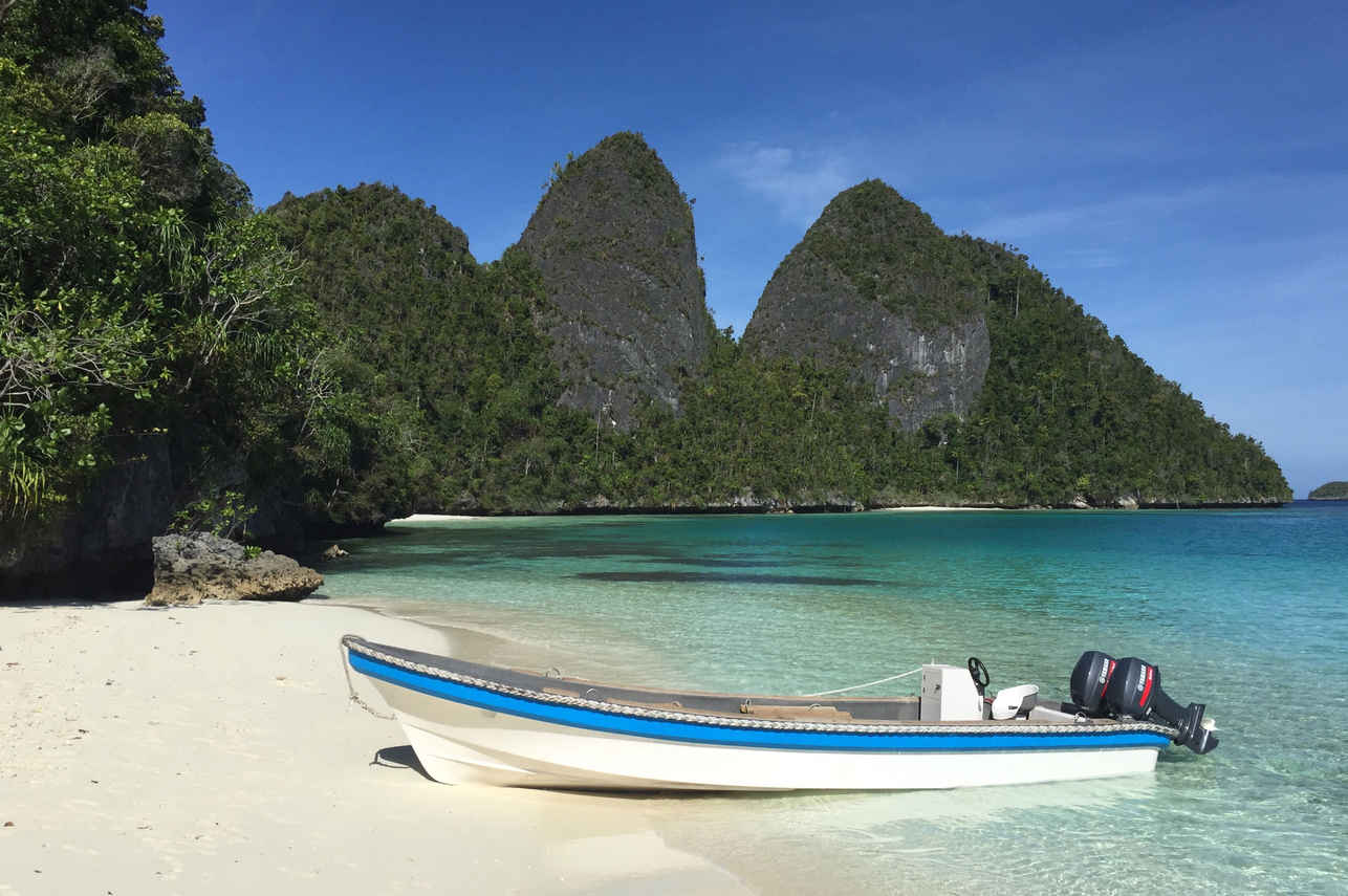Coralia Liveaboard