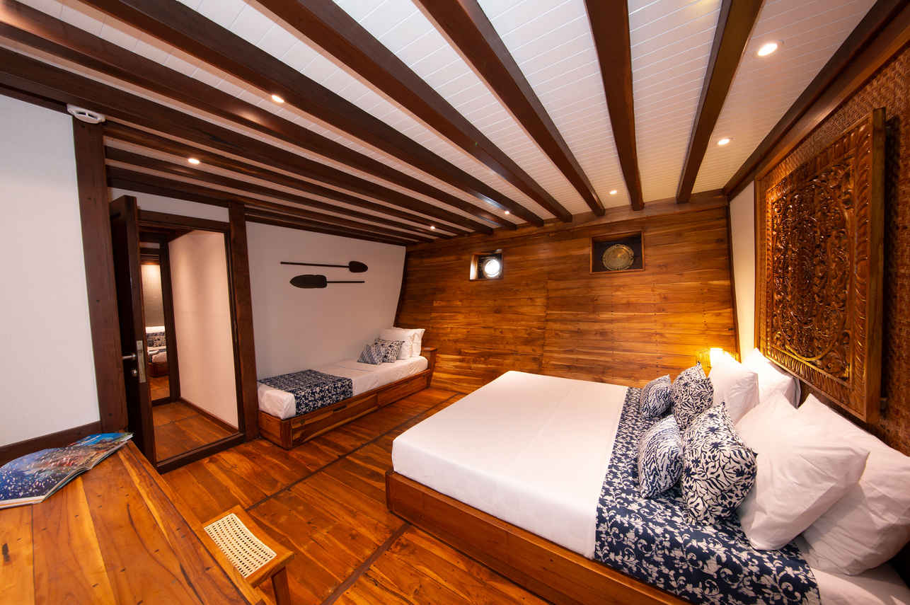 Coralia Liveaboard