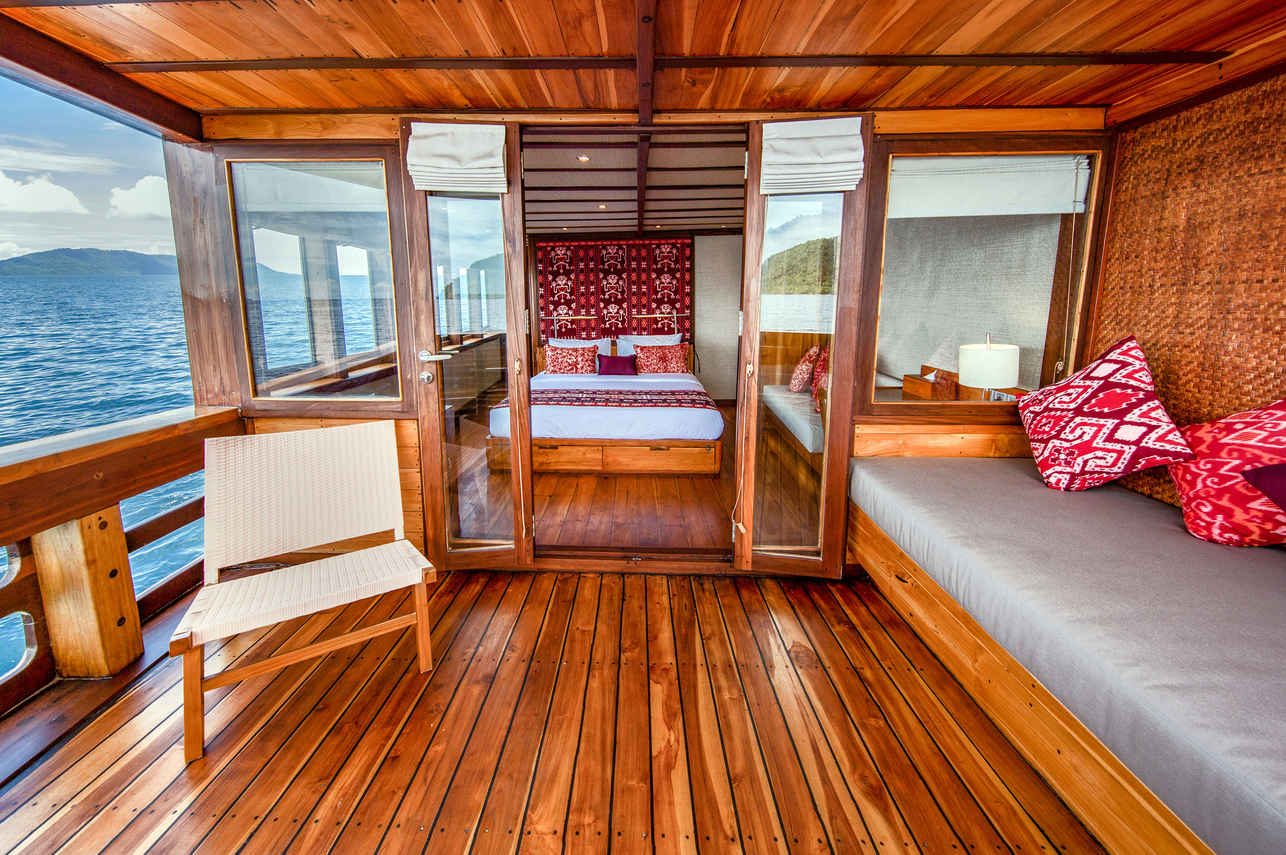 Coralia Liveaboard