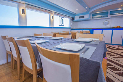 Dolce Vita Liveaboard