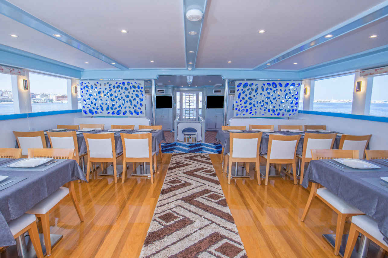 Dolce Vita Liveaboard
