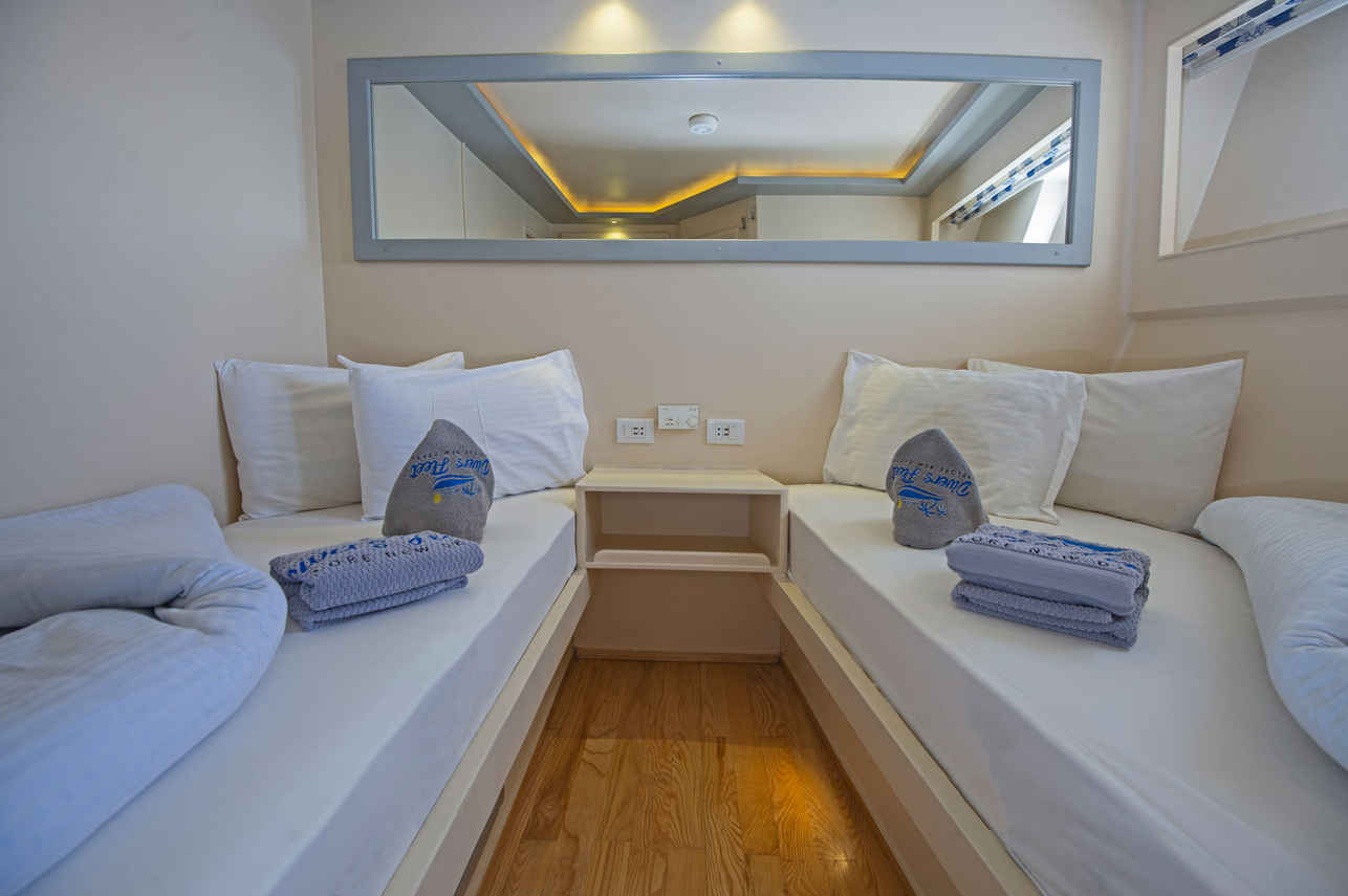 Dolce Vita Liveaboard