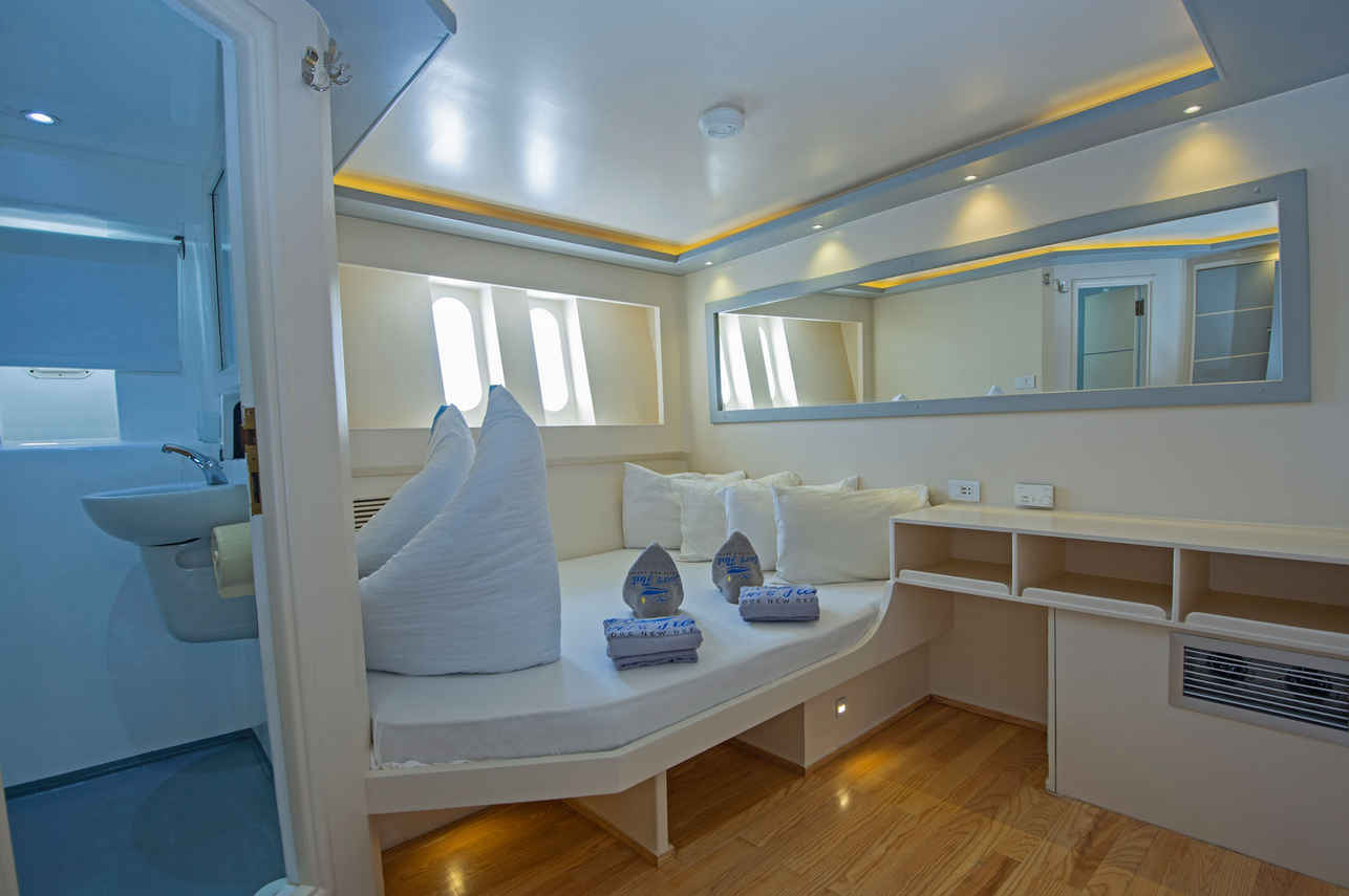 Dolce Vita Liveaboard
