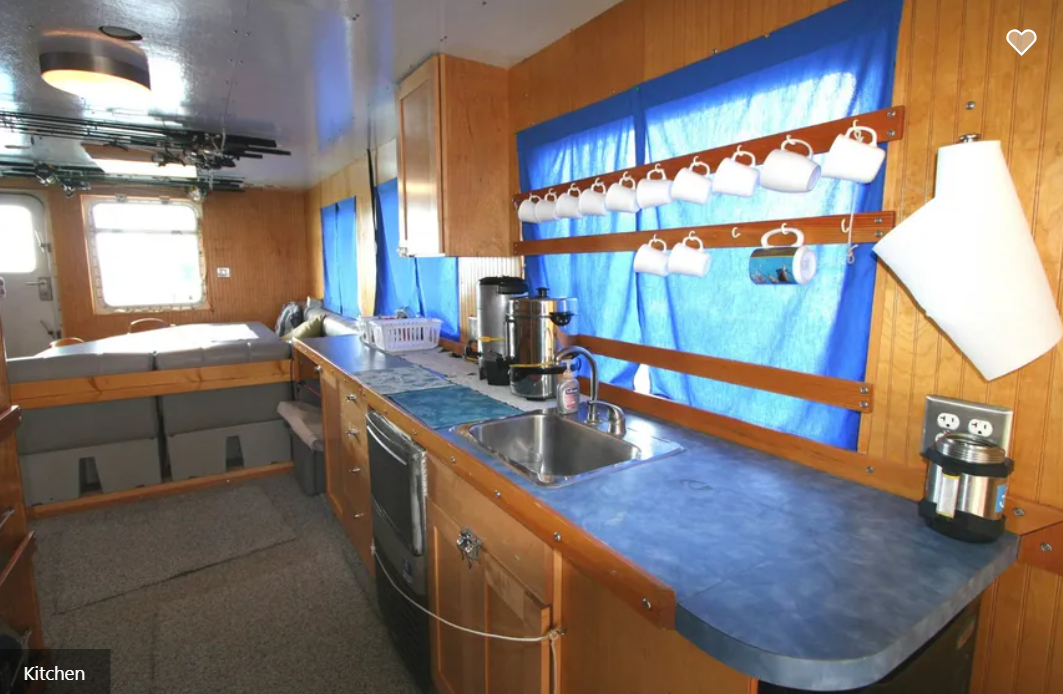 Dolphin Dream Liveaboard