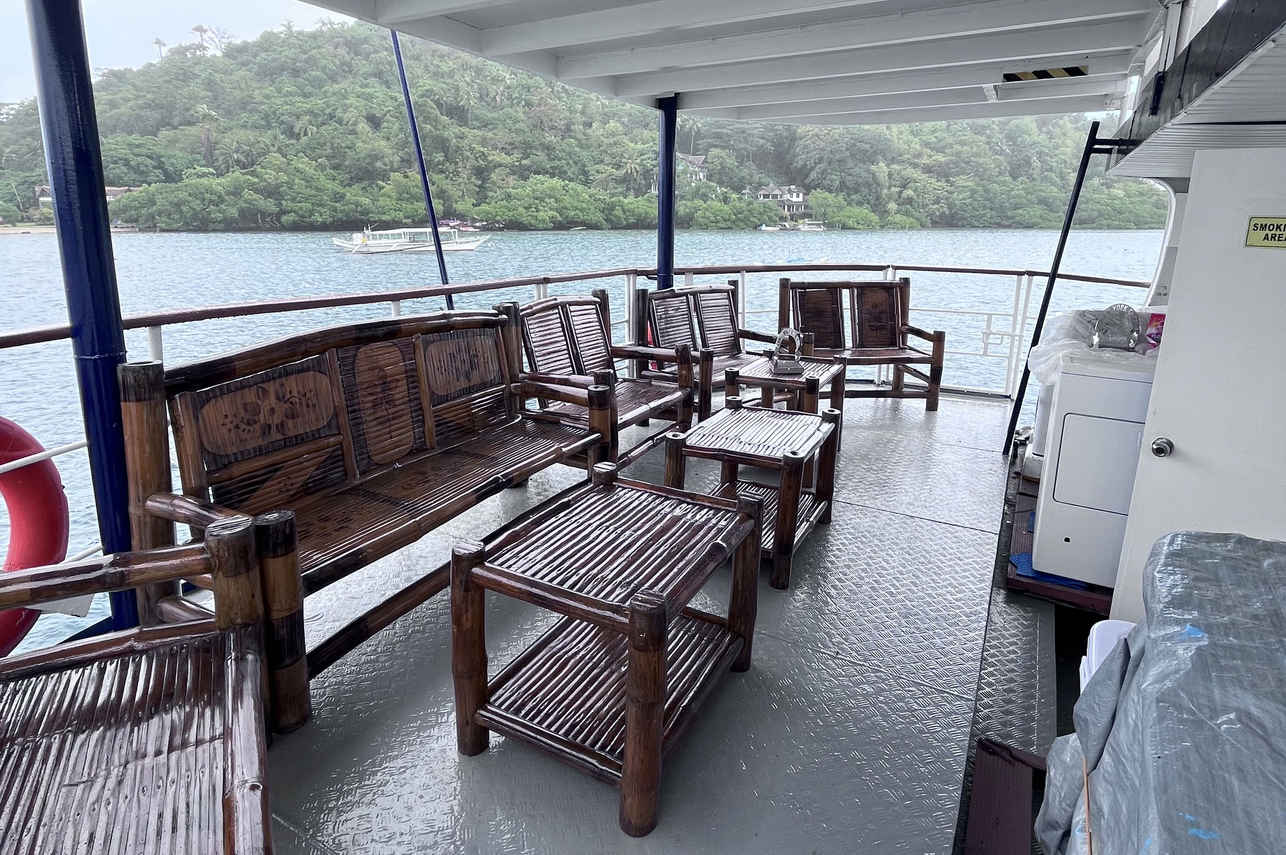 Dolphin Liveaboard