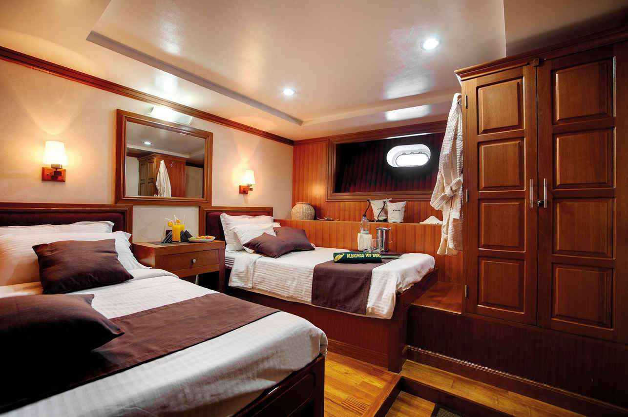 Duke of York Liveaboard