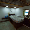 Cabin thumbnail 11