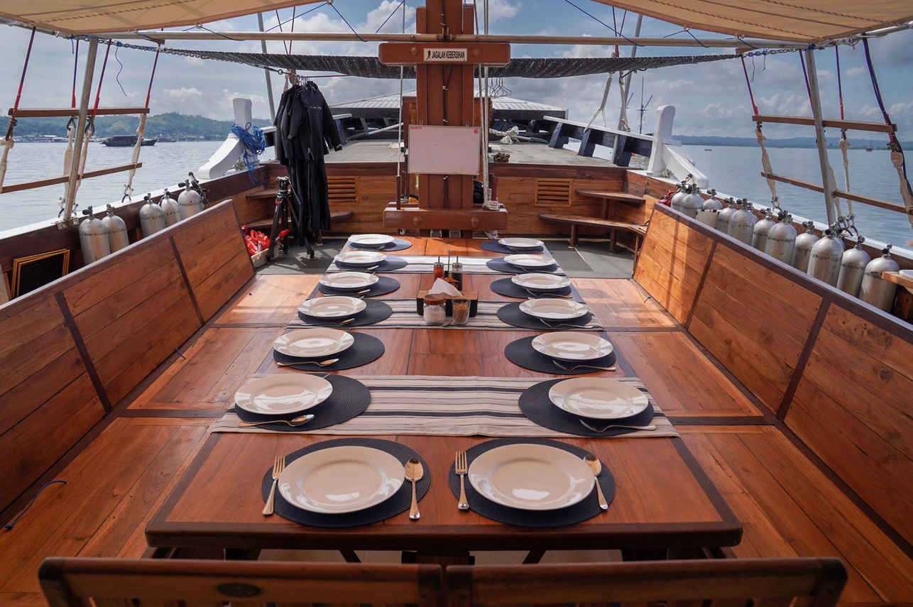EcoXplorer Liveaboard