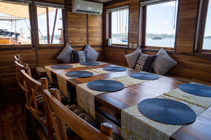 EcoXplorer Liveaboard