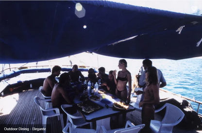 Elegante Liveaboard