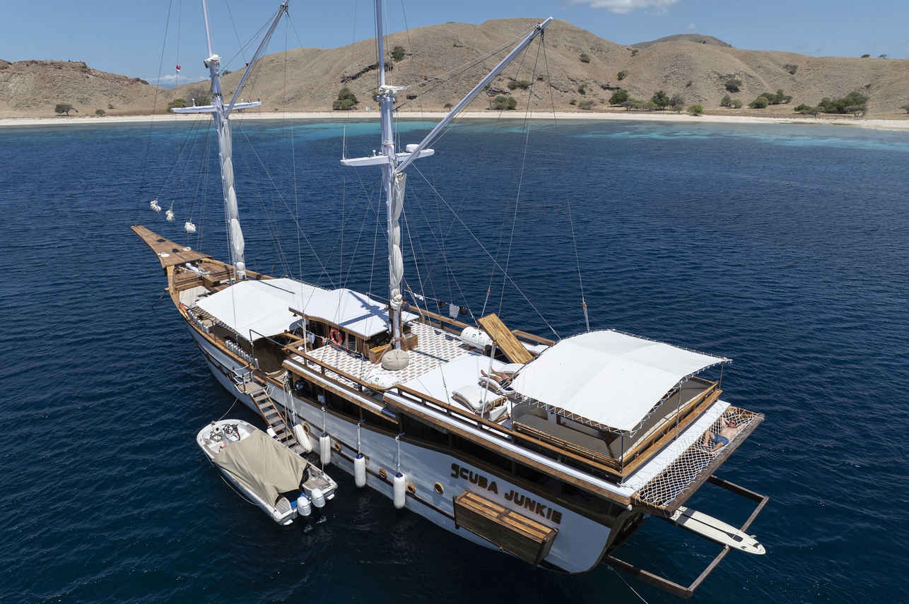 Eliya Liveaboard