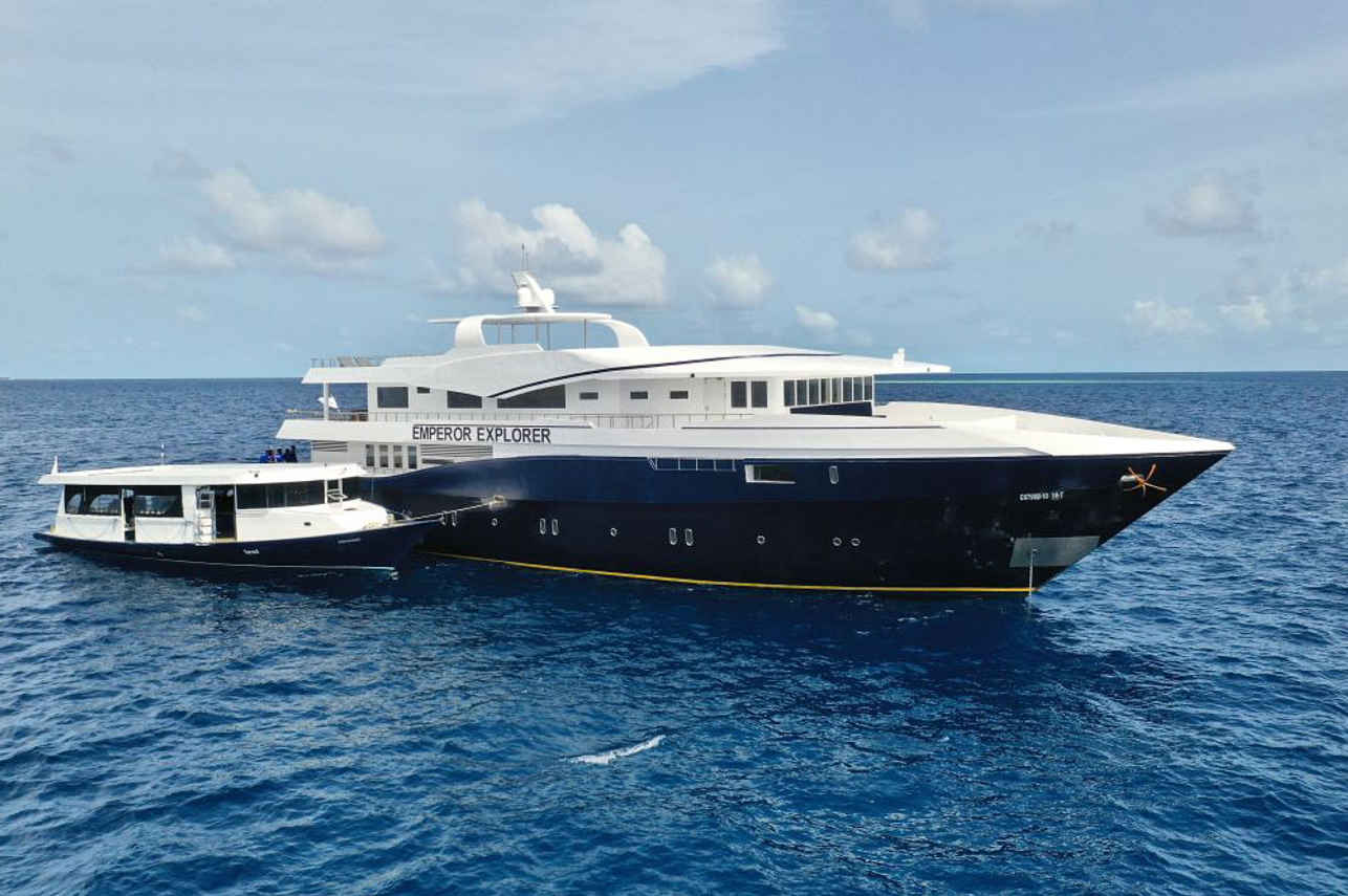 Emperor Explorer Image