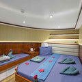 Cabin thumbnail 6