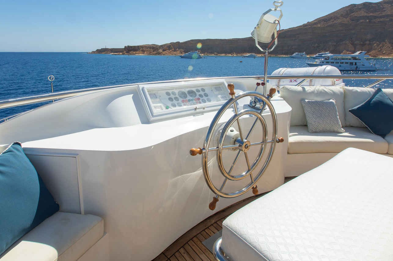 Eriny Liveaboard,
