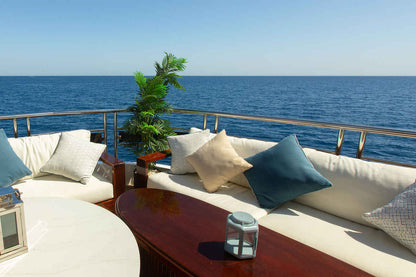 Eriny Liveaboard,