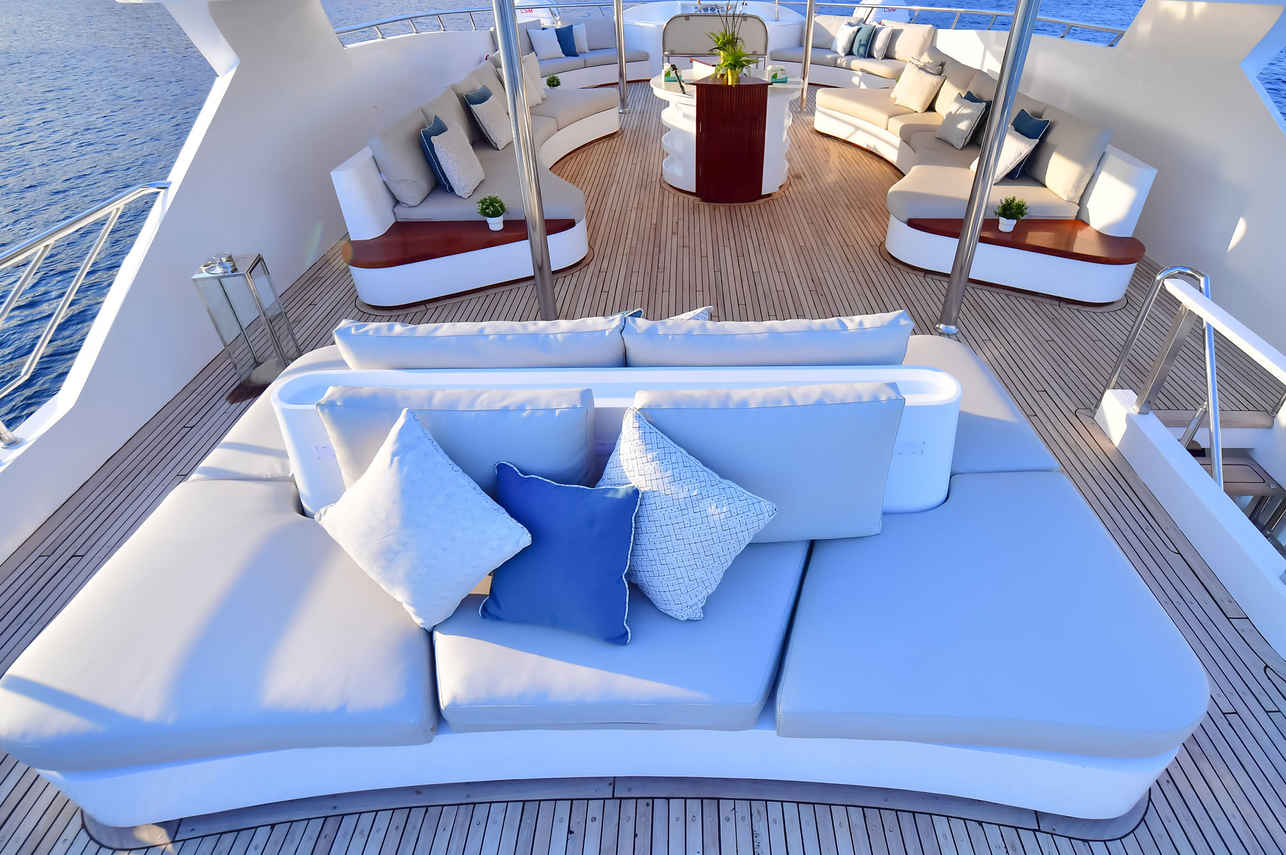 Eriny Liveaboard,